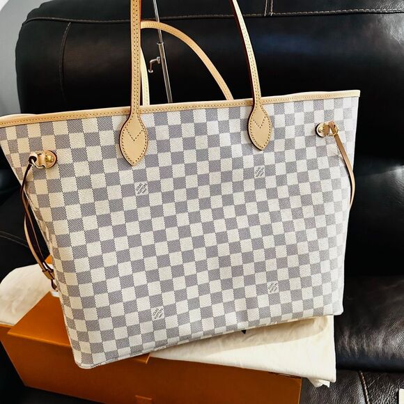 Brand New Louis Vuitton Neverfull GM - Picture 8 of 16